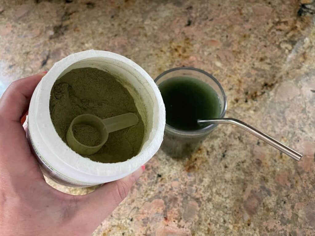 Bloom Greens Powder