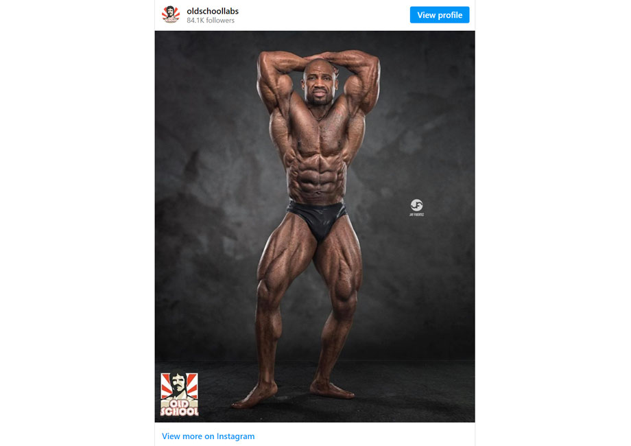 bodybuilding-poses-abs-and-thighs-pose instagram
