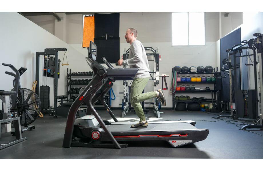 Is Running On a Treadmill Bad for You? Our Experts Weigh In Cover Image