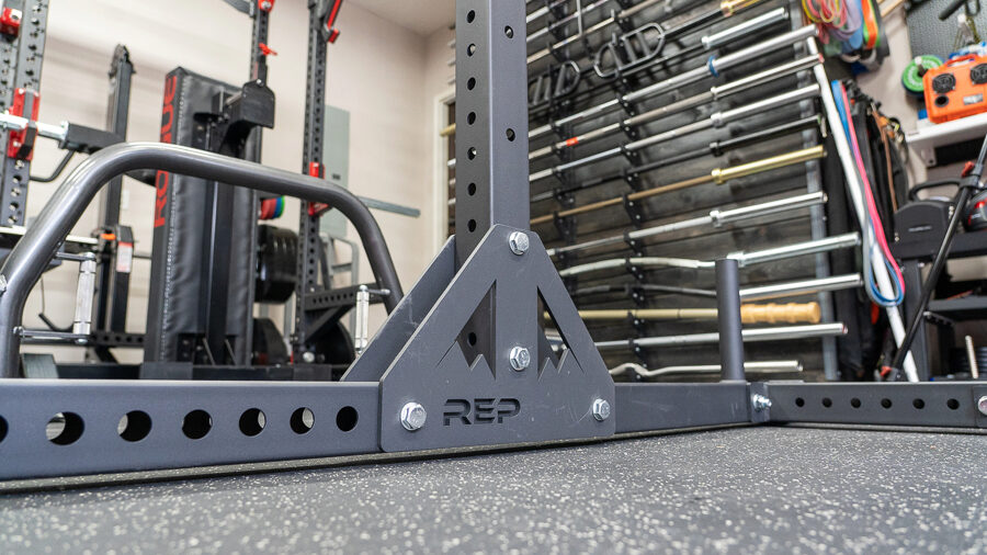 REP SR-4000 Squat Rack in a garage gym 