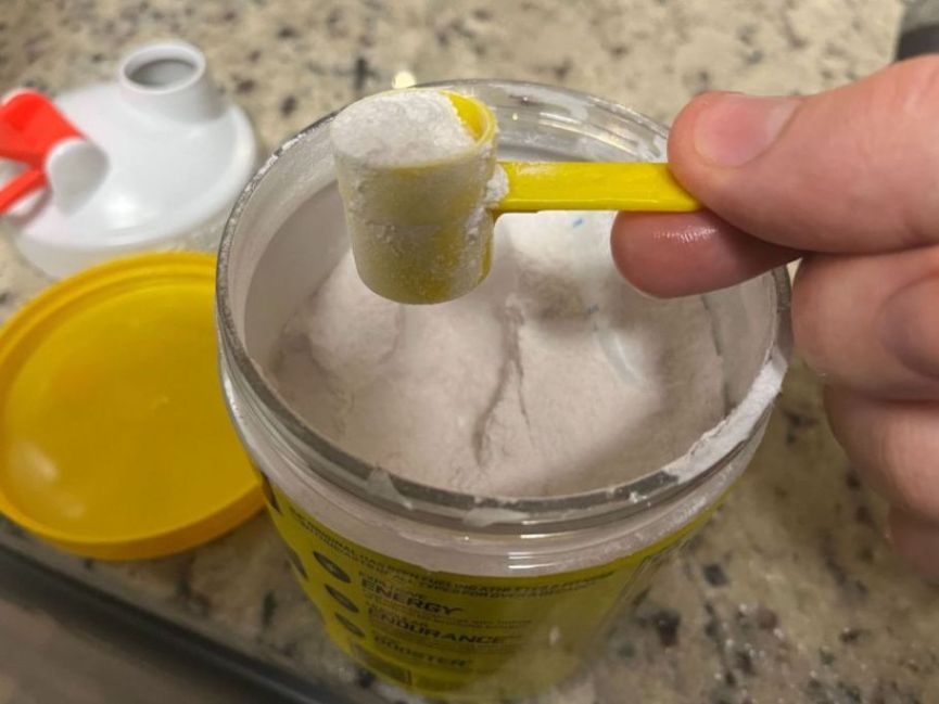 scoop of c4 pre-workout 