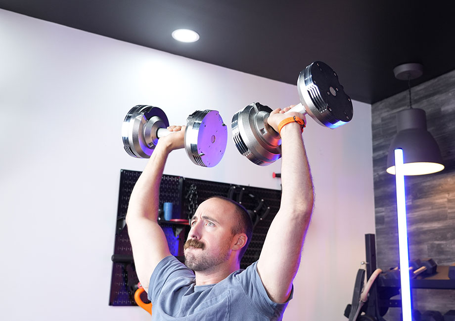 How to Do the Dumbbell Shoulder Press: Advice from a Trainer Cover Image