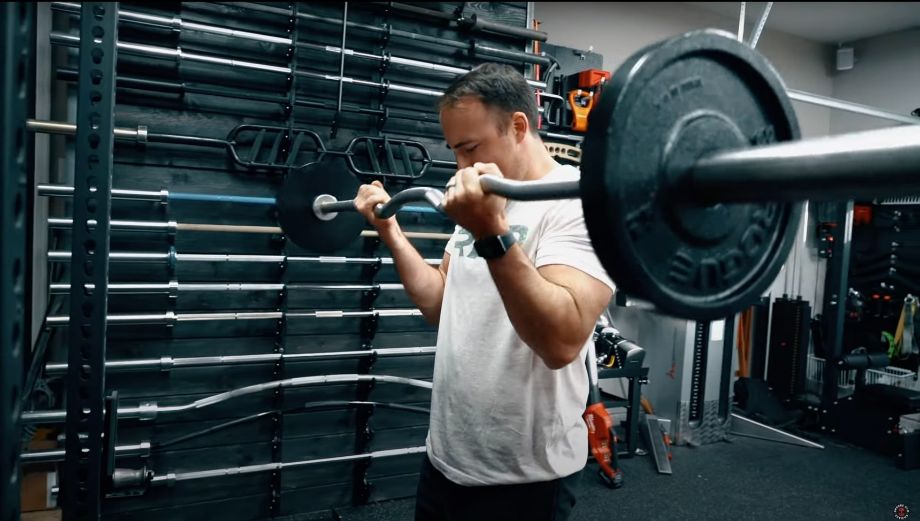 Long Head Biceps Exercises: 7 Best Curl Variations for Pronounced Peaks 