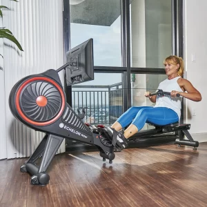 Woman rowing on the echelon row-s