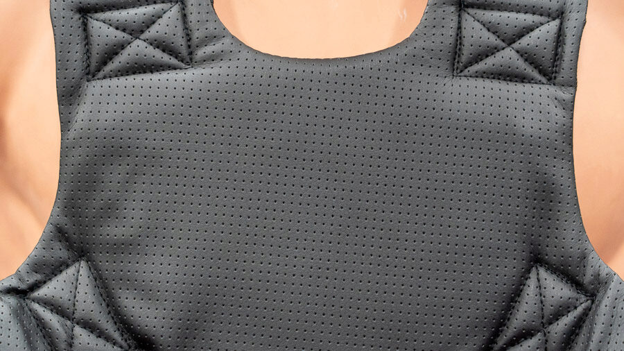 closeup of mesh lining on kensui ez-vest