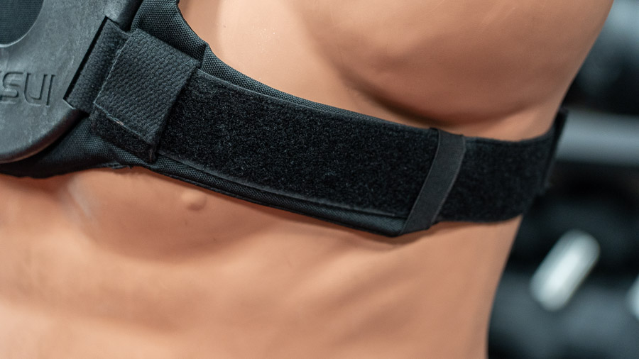 closeup of chest strap on kensui ez-vest
