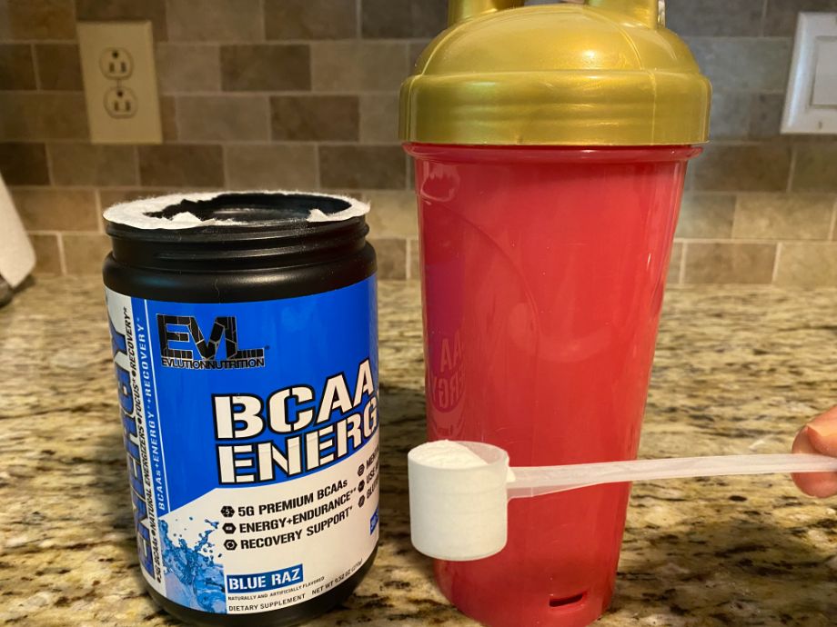 Scoop of Evlnutrition BCAAs