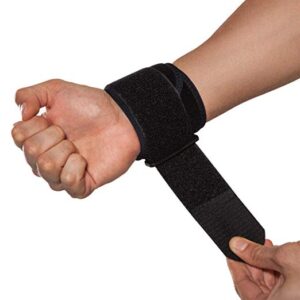 BraceUP Wrist Wraps Garage Gym Reviews