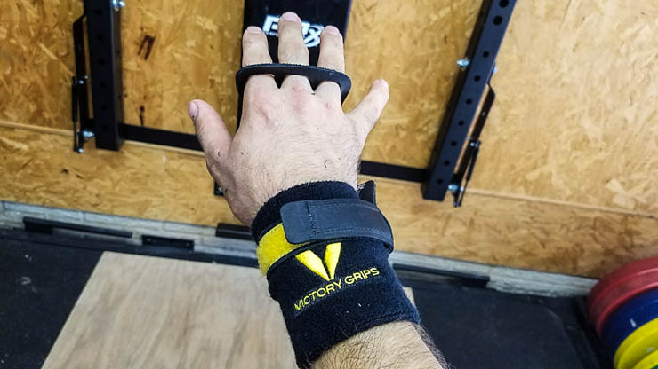 Grip Power Pads Rubber Lifting Grips Gym Doesn't Allow Chalk Try  Alternative to Lifting Chalk & Gym Leather Gloves Inexpensive Way to Safe  Your Hands