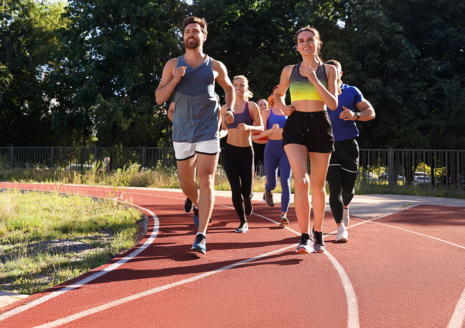 group-running-on-a-track