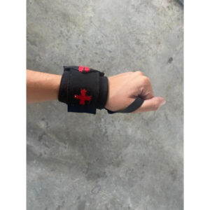7 Reasons To/Not To Buy Harbinger Red Line Wrist Wraps product on wrist