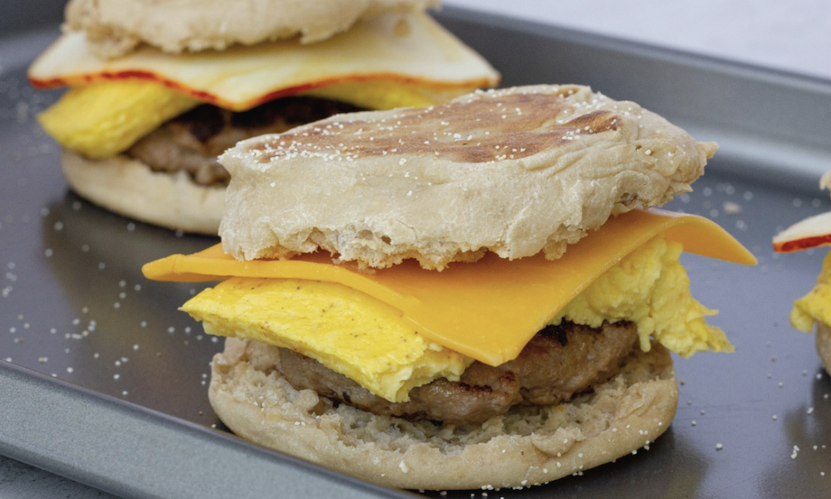 An image of a high-protein breakfast sandwich from Jessie Hulsey RD