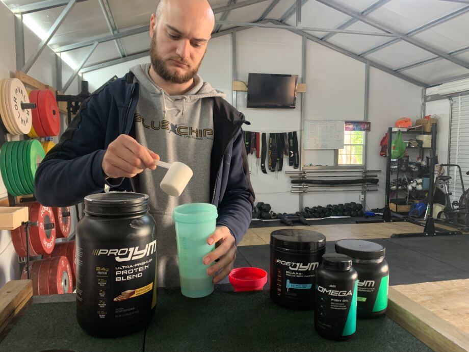 What to Look for In a Pre-Workout: Comprehensive Buyers’ Guide 