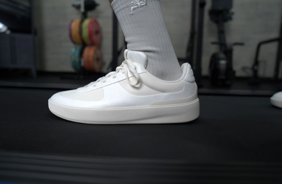 Left shoe of lululemon cityverse sneaker