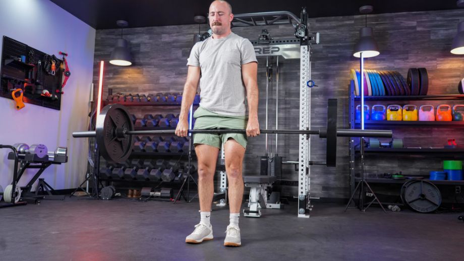 A Personal Trainer Explains How (and Why) To Do the Romanian Deadlift Cover Image