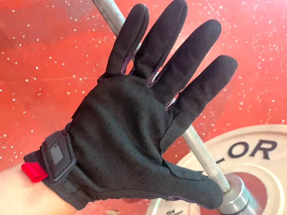 7 Best Weightlifting Gloves (2024): Tested by Experts Cover Image