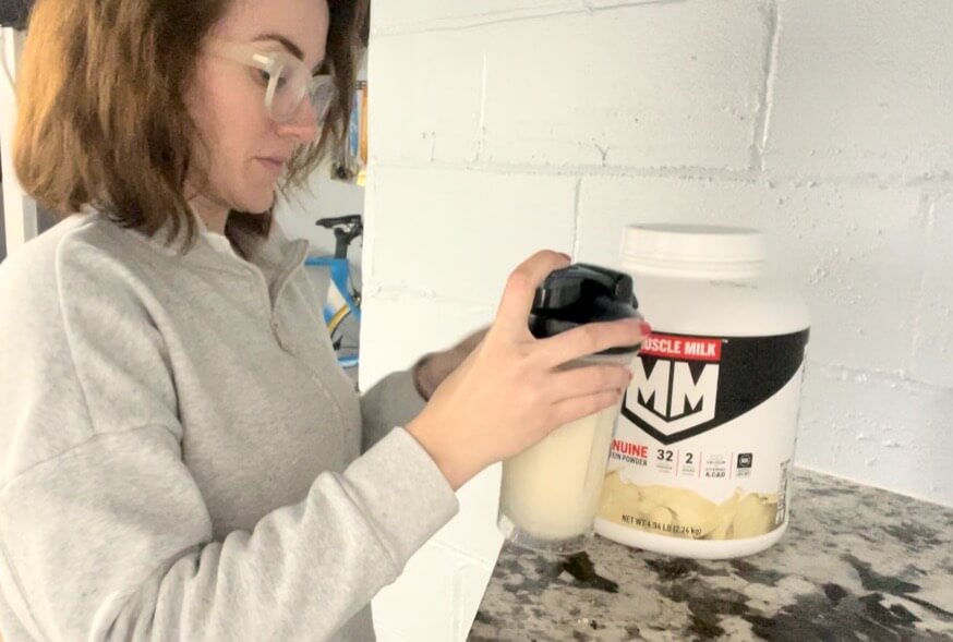 Muscle Milk Review (2024): A Pumped-Up Protein Powder That’s Certified For Sport 