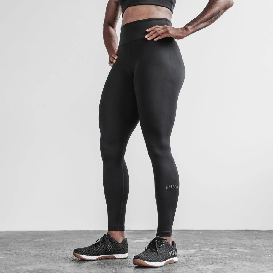 The Bull Runner Nike Tight Night: Nike launches its New Tights for Women -  The Bull Runner