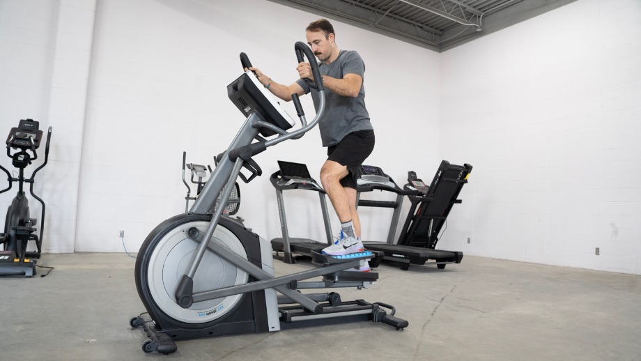 NordicTrack Commercial 14.9 Review (2022): iFIT Programming on a Solidly Constructed Elliptical 