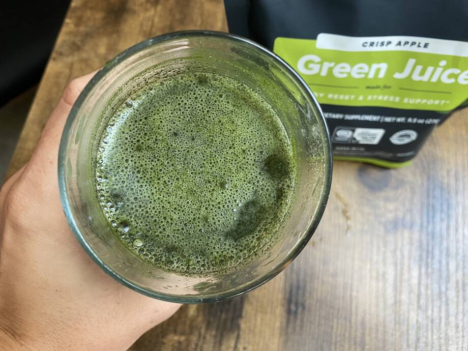 organifi-green-juice-in-a-glass-4.jpg