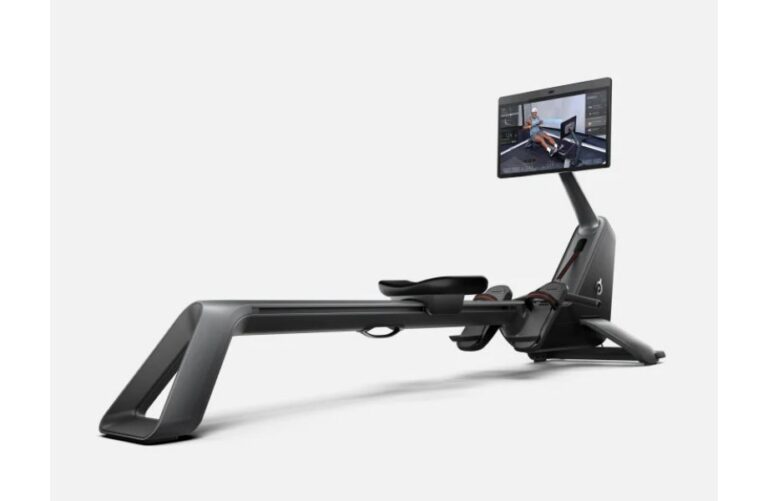 Hydrow vs Peloton (2025) Garage Gym Reviews