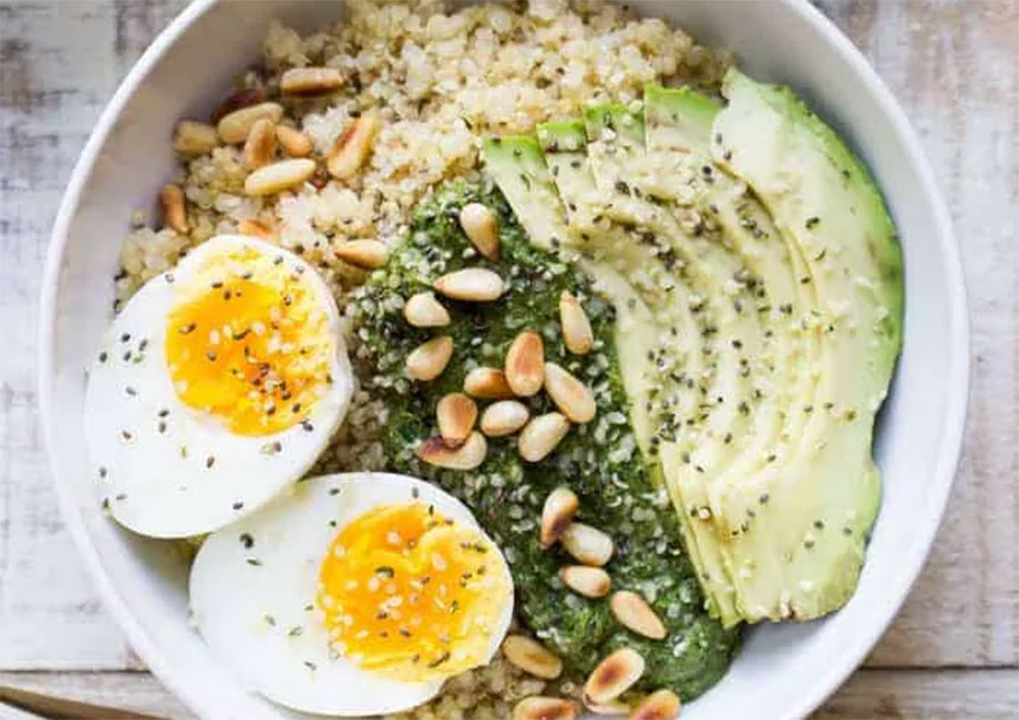 pesto-quinoa-bowl