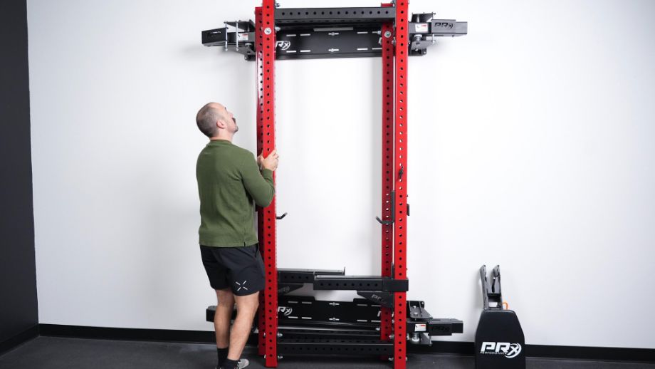 Man folding the PRx Profile Full Cage