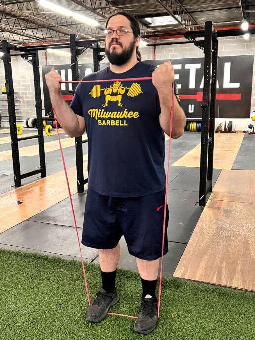 resistance band biceps curl 1
