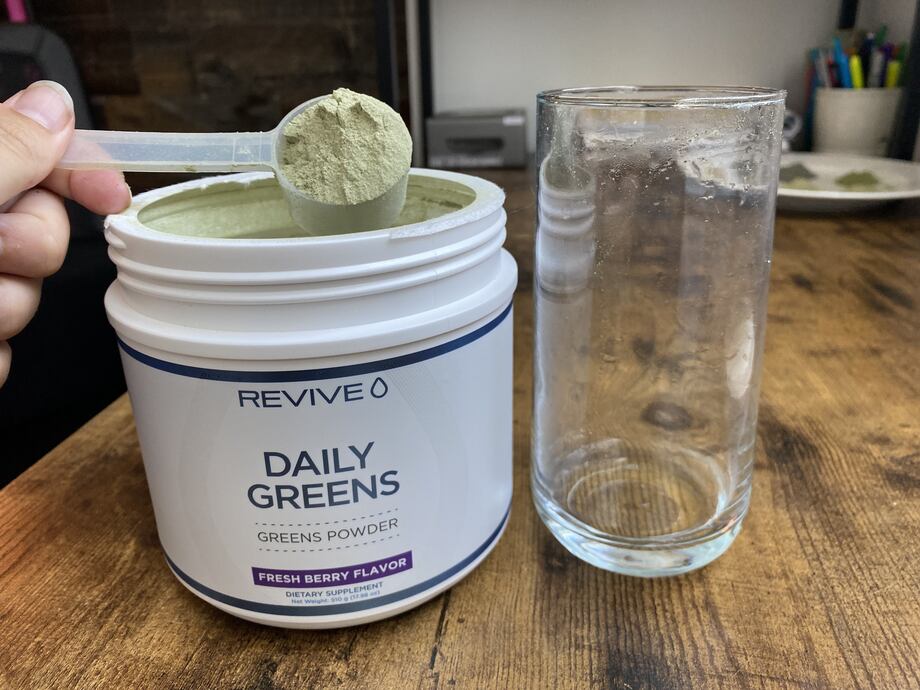 Scoop Of Revive Daily Greens 2