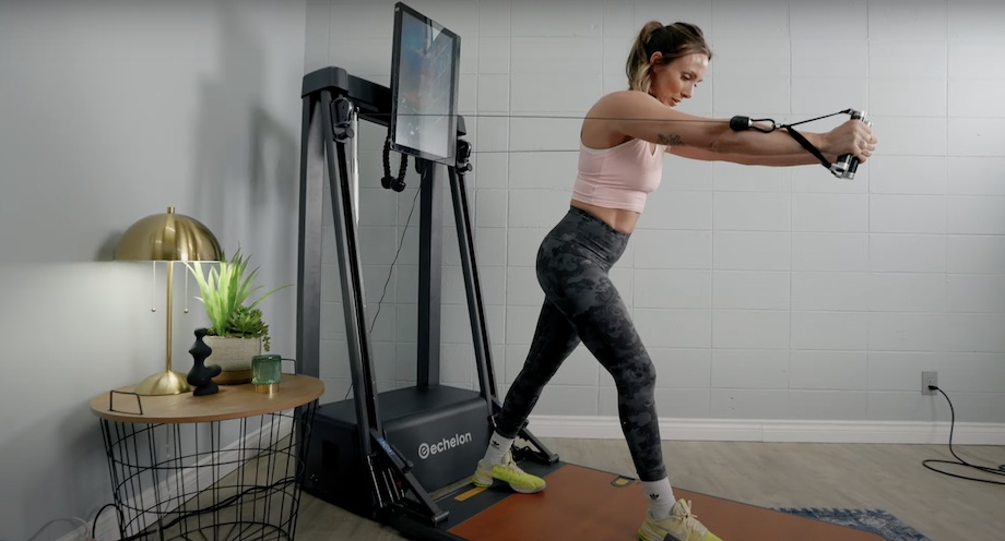 Side view of Lindsay Scheele using the Echelon Strength Home.