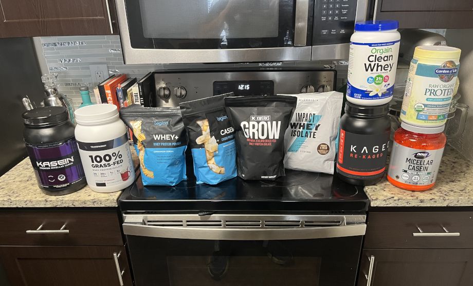 does protein powder expire: several protein powders on a kitchen counter