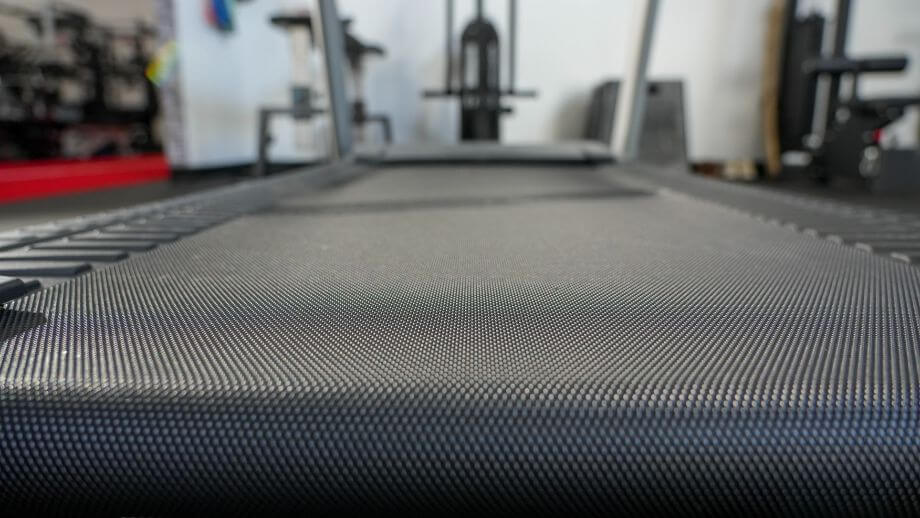 tread on proform carbon t7 treadmill