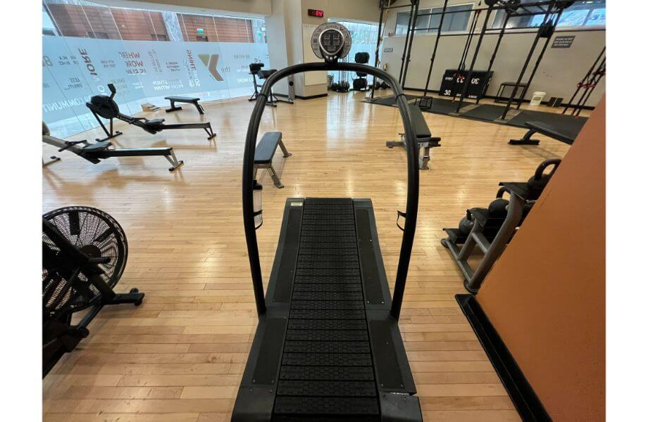Woodway Curve Treadmill Review (2023): A Heavy-Duty Manual Treadmill That Costs $6K Cover Image
