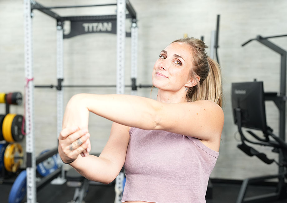 7 Wrist Mobility Exercises to Support Your Heavy Lifts and Calisthenics 